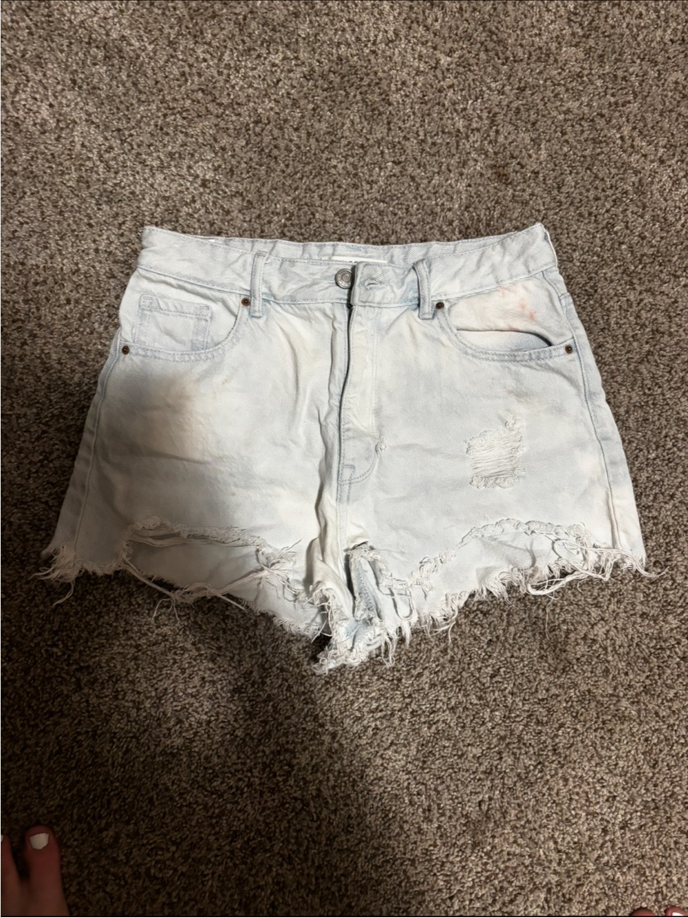 PacSun Light Wash Distressed Denim Shorts - White